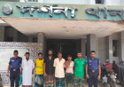 চুয়াডাঙ্গার দর্শনায় পুলিশের বিশেষ অভিযানে বিভিন্ন মামলার ওয়ারেন্ট ভুক্ত ৬ আসামী গ্রেপ্তার 