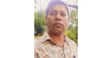 ঢাকা থেকে অসুস্থ মাকে দেখতে বাড়ি আসার  পথে দামুড়হুদায় স্ট্রোকে ছেলের মৃ*ত্যু