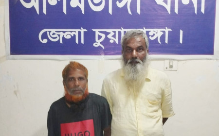 আলমডাঙ্গায় গাঁজা সহ দুই কারবারি গ্রেপ্তার, মাদক বিক্রির টাকা উদ্ধার
