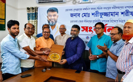 চুয়াডাঙ্গা জেলা পরিষদের প্রশাসক শরীফুজ্জামান শরীফকে বিভিন্ন সংগঠনের সংবর্ধনা