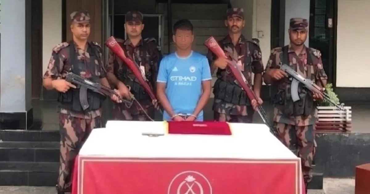 যশোরে মহাসড়ক থেকে প্রায় ১ কোটি ১৯ লাখ টাকার স্বর্ণসহ যুবক আটক
