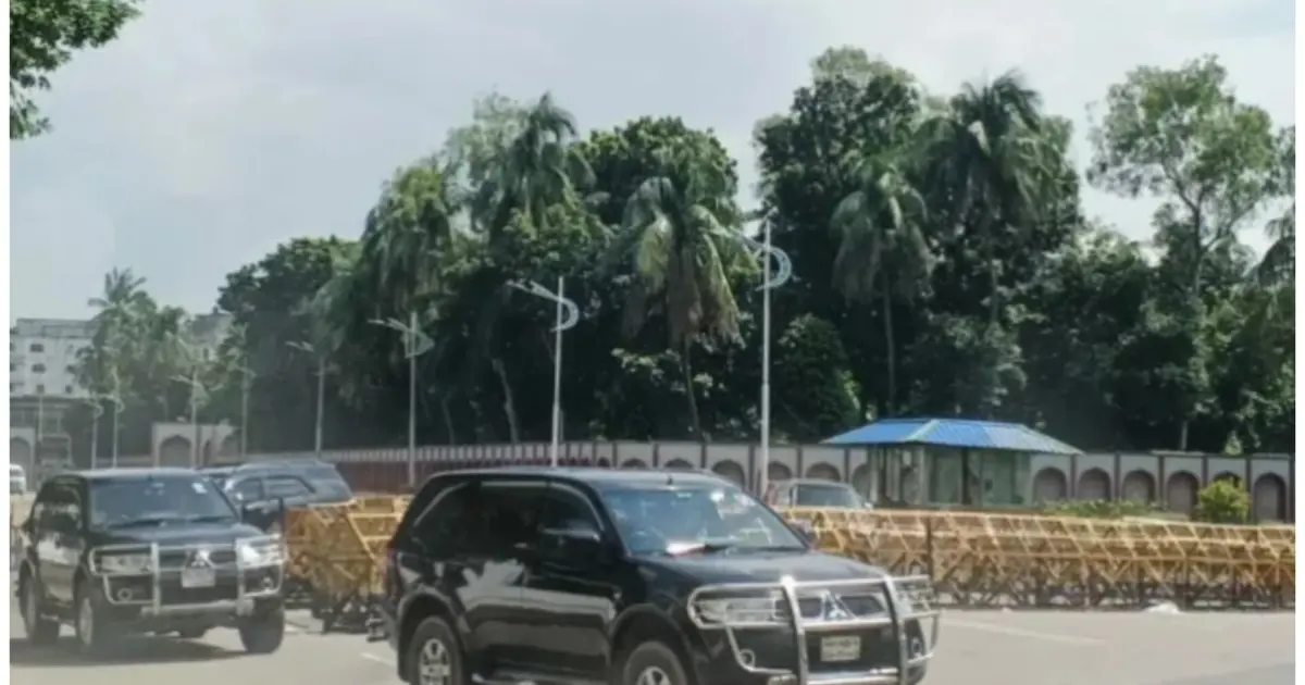 পদত্যাগের দু’দিন পর বঙ্গভবন ছাড়লেন সাবেক রাষ্ট্রপতি মো. সাহাবুদ্দিন