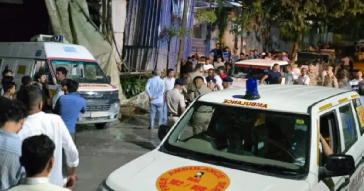 ভারতের সিকিমে নির্মাণাধীন সুড়ঙ্গে ধস ও বিষাক্ত গ্যাস লিক: ৮ জনের মরদেহ উদ্ধার, আশঙ্কাজনক অবস্থায় আটকে ১৮-র বেশি শ্রমিক
