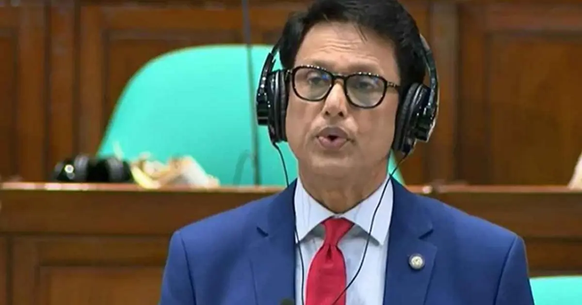  তিন বিষয়ের পরীক্ষা পুনরায় নেওয়ার আশ্বাস শিক্ষামন্ত্রীর, মন্তব্যের জন্য দুঃখ প্রকাশ