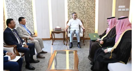 প্রধানমন্ত্রীর সঙ্গে সৌদি রাষ্ট্রদূতের সাক্ষাৎ: ক্রাউন প্রিন্সের বিশেষ চিঠি হস্তান্তর
