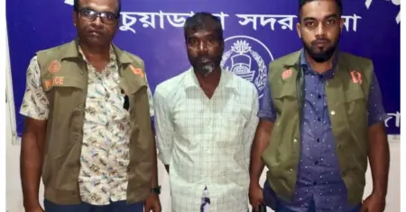 আলমডাঙ্গায় ডিবি পুলিশের অভিযানে ট্যাপেন্টা ও গাঁজাসহ এক ব্যক্তি গ্রেপ্তার 