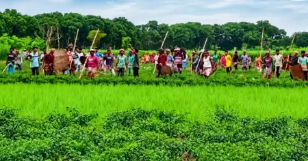 আলমডাঙ্গার কেশবপুর গ্রামে দুই পক্ষের মহড়া, পুলিশের হস্তক্ষেপে পরিস্থিতি নিয়ন্ত্রণে