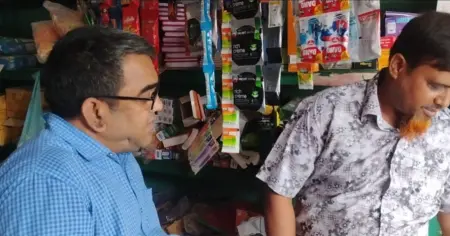 চুয়াডাঙ্গার দামুড়হুদায় ভোক্তা-অধিকারের অভিযান, দুই প্রতিষ্ঠানকে জরিমানা