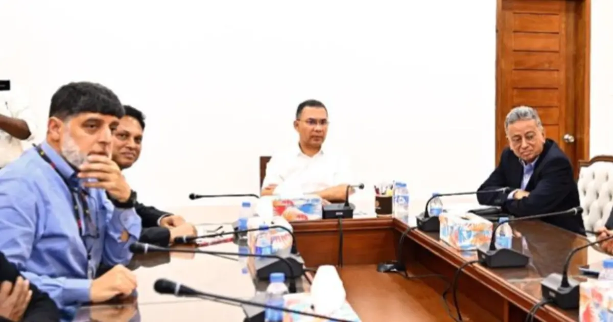 সব সরকারি ভবনে পর্যায়ক্রমে সৌর প্যানেল স্থাপনের নির্দেশ প্রধানমন্ত্রীর