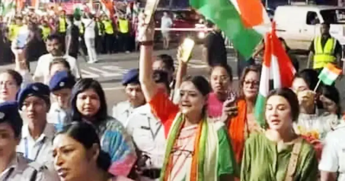 কলকাতার রাজপথে নারীদের নিরাপত্তার দাবিতে মিছিলে জয়া আহসান, নেটদুনিয়ায় মিশ্র প্রতিক্রিয়া