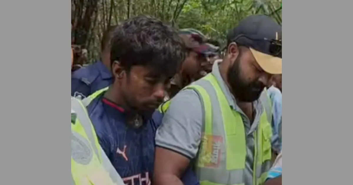 ঝিনাইদহে মাদকের টাকা না পেয়ে মাকে গলা কেটে হত্যার অভিযোগ, অভিযুক্ত ছেলে আটক 