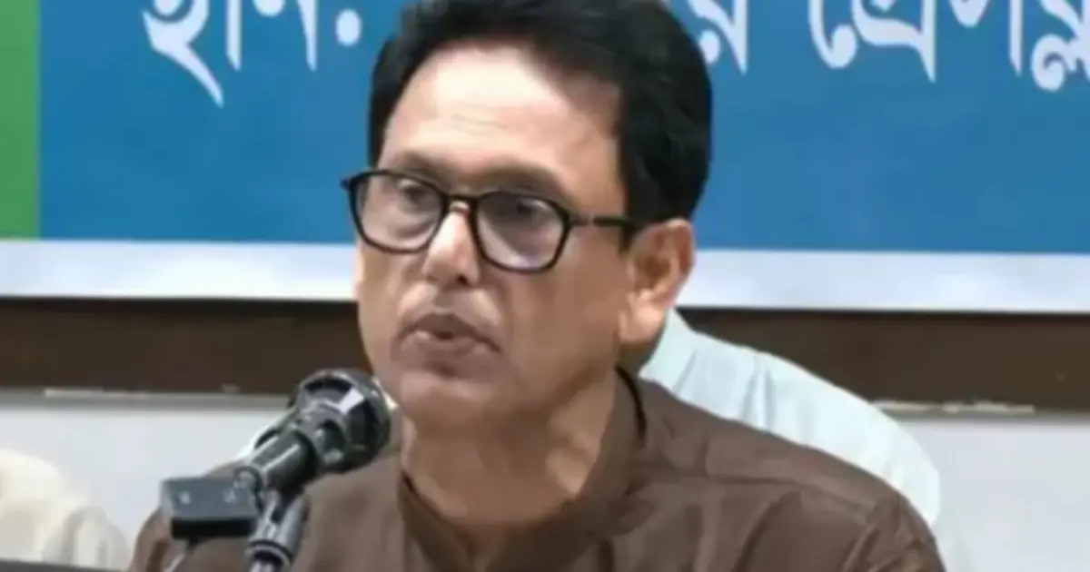 শিক্ষকদের কল্যাণে ২১০০ কোটি টাকা বরাদ্দ: অবসর সুবিধা বিতরণের সূচনা করলেন শিক্ষামন্ত্রী