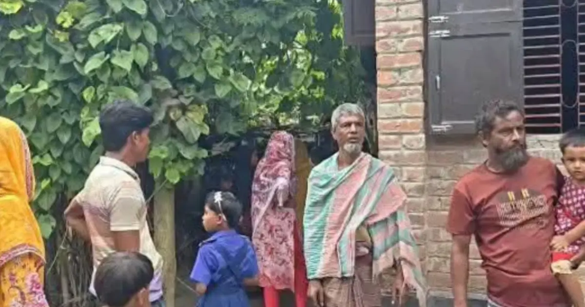 চুয়াডাঙ্গায় জীবননগরে শিশুকে বিষ খাইয়ে হ/ত্যা/চে/ষ্টা, মা পুলিশ হেফাজতে