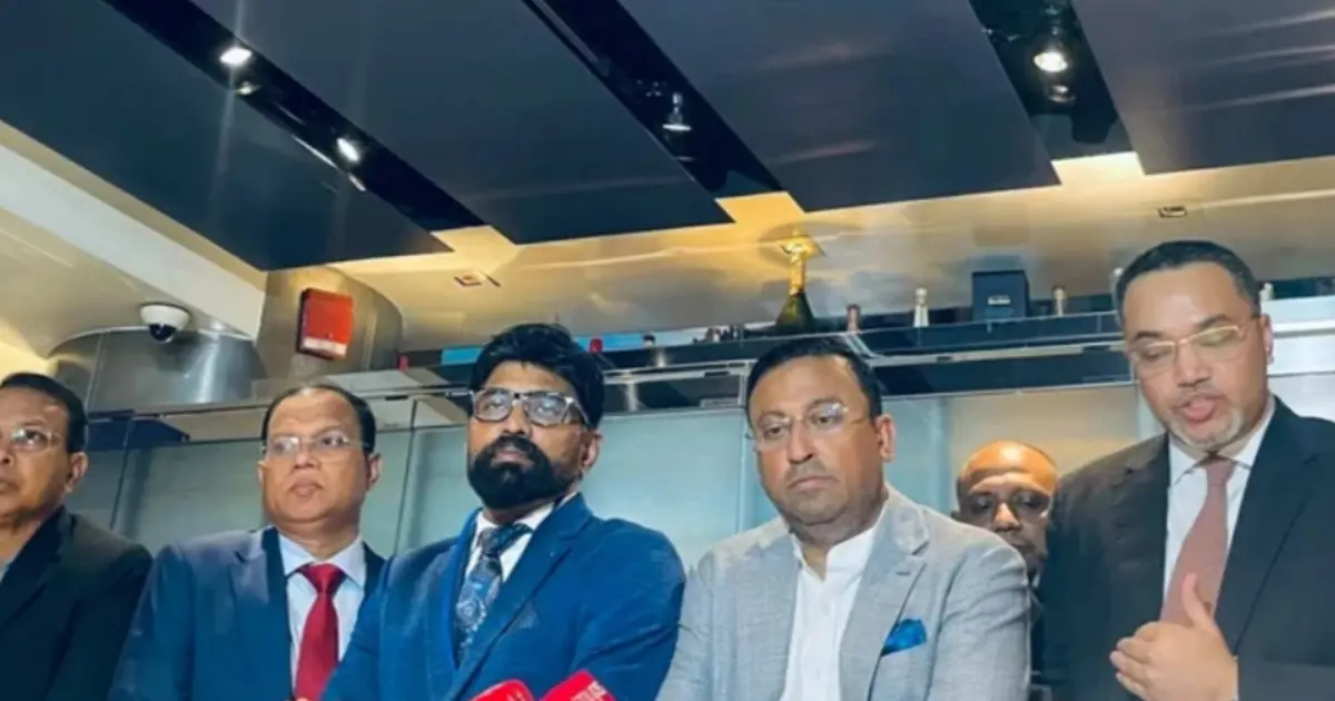 বোয়িং থেকে ১১টি নতুন বিমান কিনছে বাংলাদেশ: মাহদী আমিন