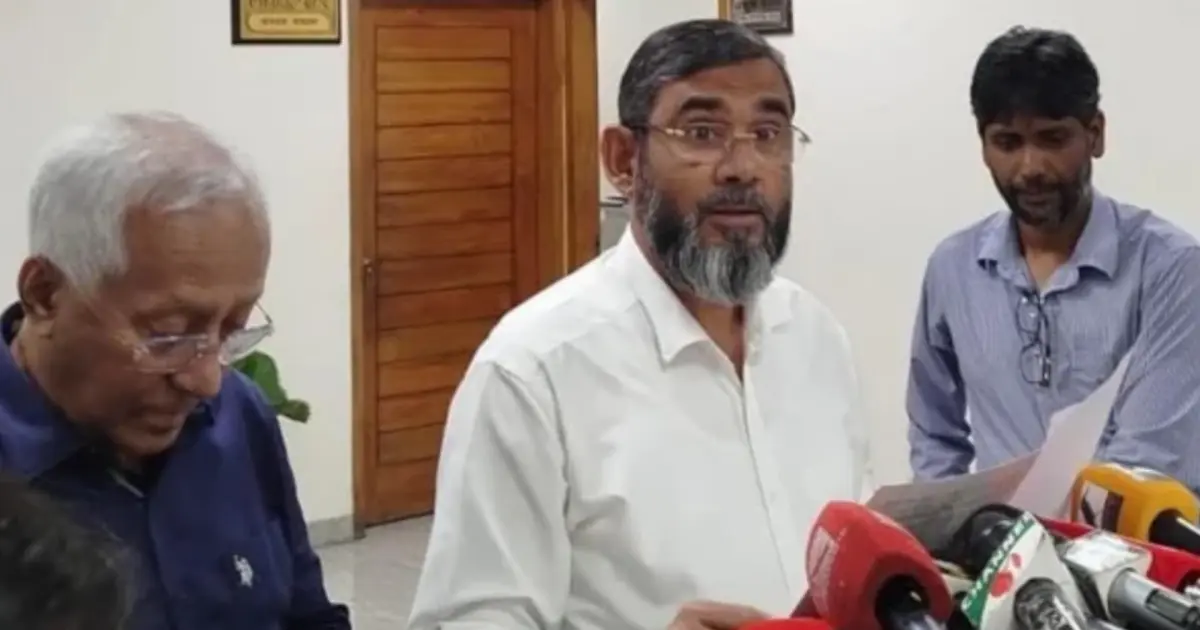 ৭ ধাপে ইউপি নির্বাচন: প্রথম পর্বের ভোট ১২ নভেম্বর, জানাল নির্বাচন কমিশন  