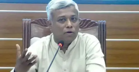 বাধ্য হয়ে তেলের দাম বৃদ্ধি, জনগণের কষ্টে দুঃখ প্রকাশ জ্বালানি প্রতিমন্ত্রীর