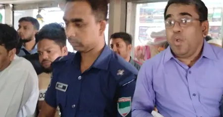 চুয়াডাঙ্গায় মেয়াদোত্তীর্ণ রক্ত ও ইনসুলিন রাখায় সুমি ফার্মেসিকে ২৫ হাজার টাকা জ রি মা না