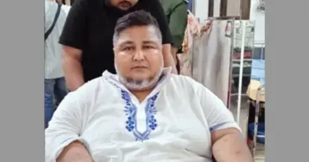 হাসপাতাল ছাড়লেন ‘হাঙর নদী গ্রেনেড’ খ্যাত অভিনেতা বিজয় চৌধুরী 