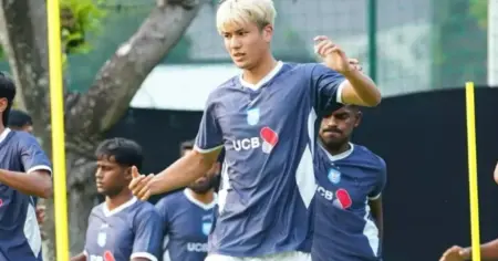 লাল-সবুজ জার্সিতে শুকি ইতোফুসার অভিষেক: আরও অবদানের অঙ্গীকার