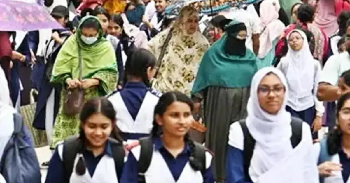 নভেম্বরের শুরুতেই শিক্ষাপ্রতিষ্ঠানে টানা তিন দিনের ছুটির সুযোগ