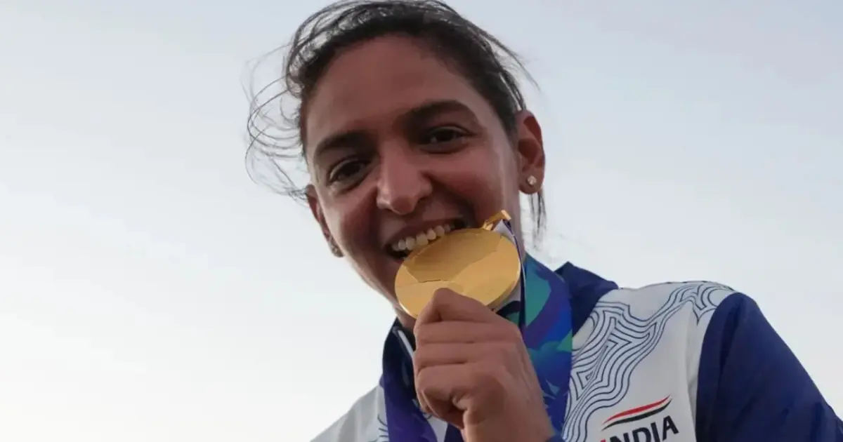 ভারতীয় নারী ক্রিকেট দলের সব সংস্করণের অধিনায়কত্ব ছাড়লেন হারমানপ্রীত কৌর