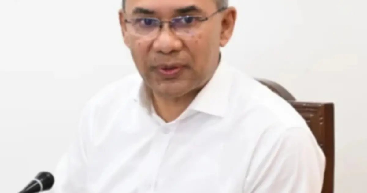 দোহারে মা-বাবা হারানো এতিম ৫ বোনের পাশে ‘আমরা বিএনপি পরিবার’, প্রধানমন্ত্রীর সহায়তা প্রদান