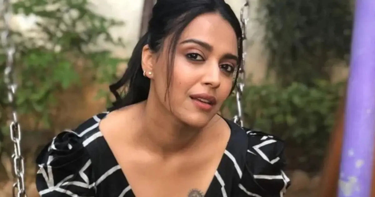 বলিউড ক্যারিয়ারের শুরুতে পরিচালকের অনভিপ্রেত আচরণের শিকার স্বরা ভাস্কর