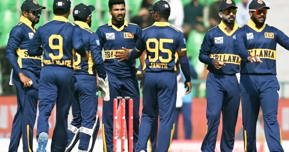 পাকিস্তানকে উড়িয়ে ত্রিদেশীয় সিরিজের ফাইনালে শ্রীলঙ্কা