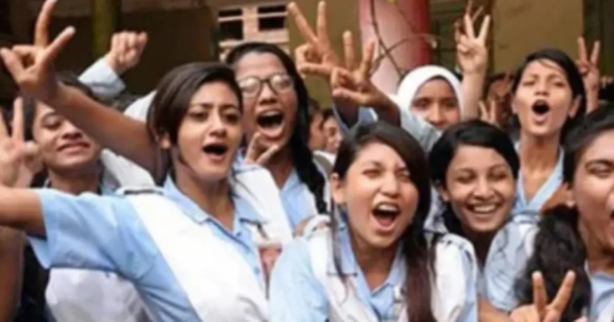 এইচএসসি ও সমমানের ফল প্রকাশ আজ বেলা ১১টায়, জানবেন যেভাবে
