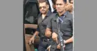 কড়া নিরাপত্তায় বিমানবন্দরে সালমান খান: নেপথ্যে কোন কারণ?