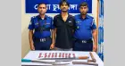 আলমডাঙ্গায় ২৭ মামলার পলাতক আসামি পিয়াল গ্রেপ্তার, দেশীয় অস্ত্র ও মাদক উদ্ধার
