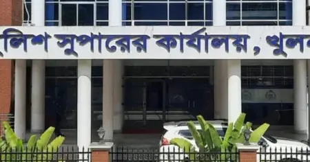 খুলনায় পুলিশ পরিদর্শক আহত: রাতে একা চলাচলে নিষেধাজ্ঞা জেলা পুলিশের