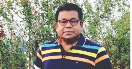 দীর্ঘ বিরতির পর চলচ্চিত্রের গানে ফিরেছেন সংগীতশিল্পী মনির খান