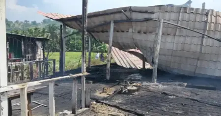 কক্সবাজারের ইনানীতে রিসোর্টে ভয়াবহ আগুন: নিহতের সংখ্যা বেড়ে ৬, উদ্ধারকাজ অব্যাহত