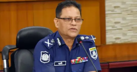সরকার অনুমতি দিলে প্রয়োজন হলে ক্রসফায়ারেও পেছাবে না পুলিশ: আইজিপি