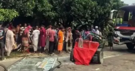 ময়মনসিংহে বাস-অটোরিকশা মুখোমুখি সংঘর্ষে নারী-শিশুসহ নিহত ৭