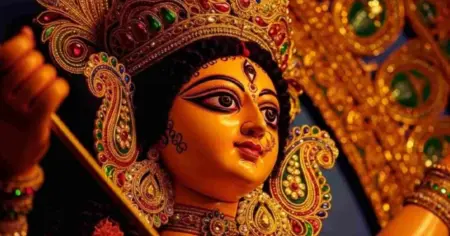 ষষ্ঠীপূজার মধ্য দিয়ে দেশজুড়ে শুরু হলো শারদীয় দুর্গোৎসব